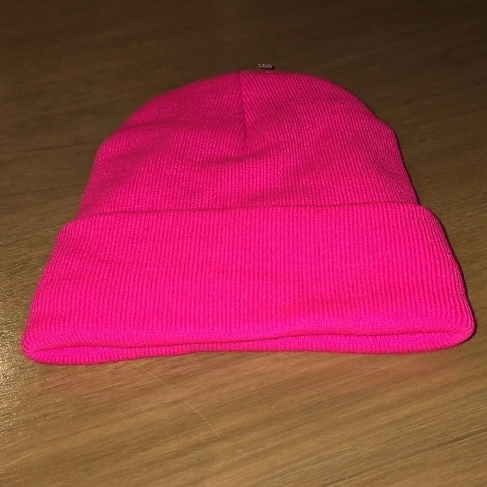 NWOT Port & Company Beanie 3 Bonzo - Picture 2 of 3